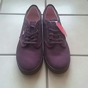 Womens size 8.5 vans shoes